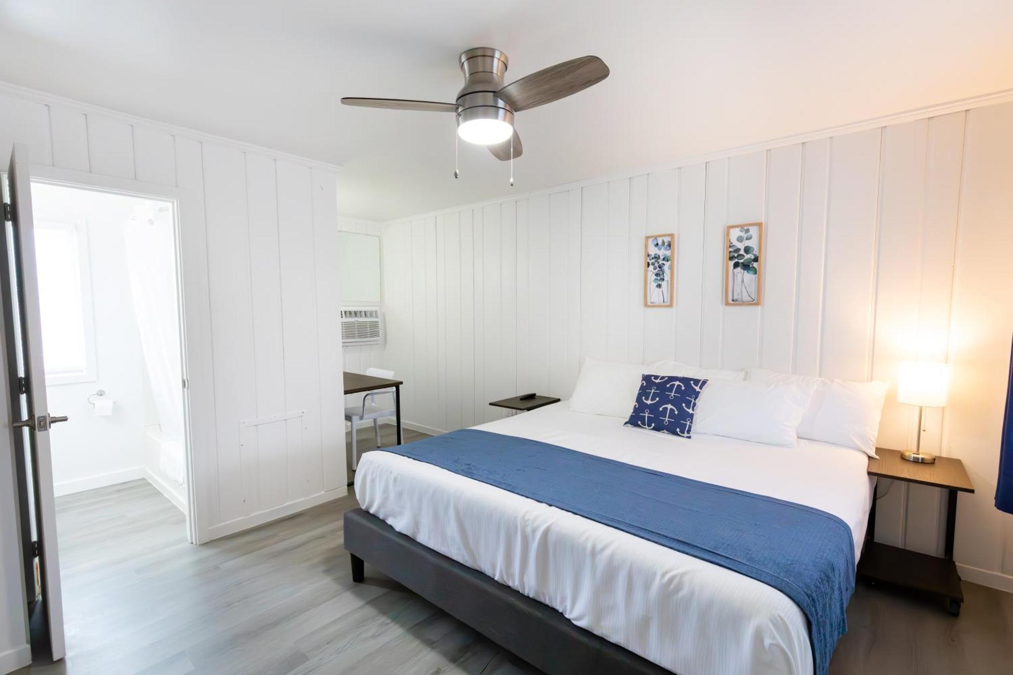 Anchor Bay Inn And Suites Sandusky Chambre photo