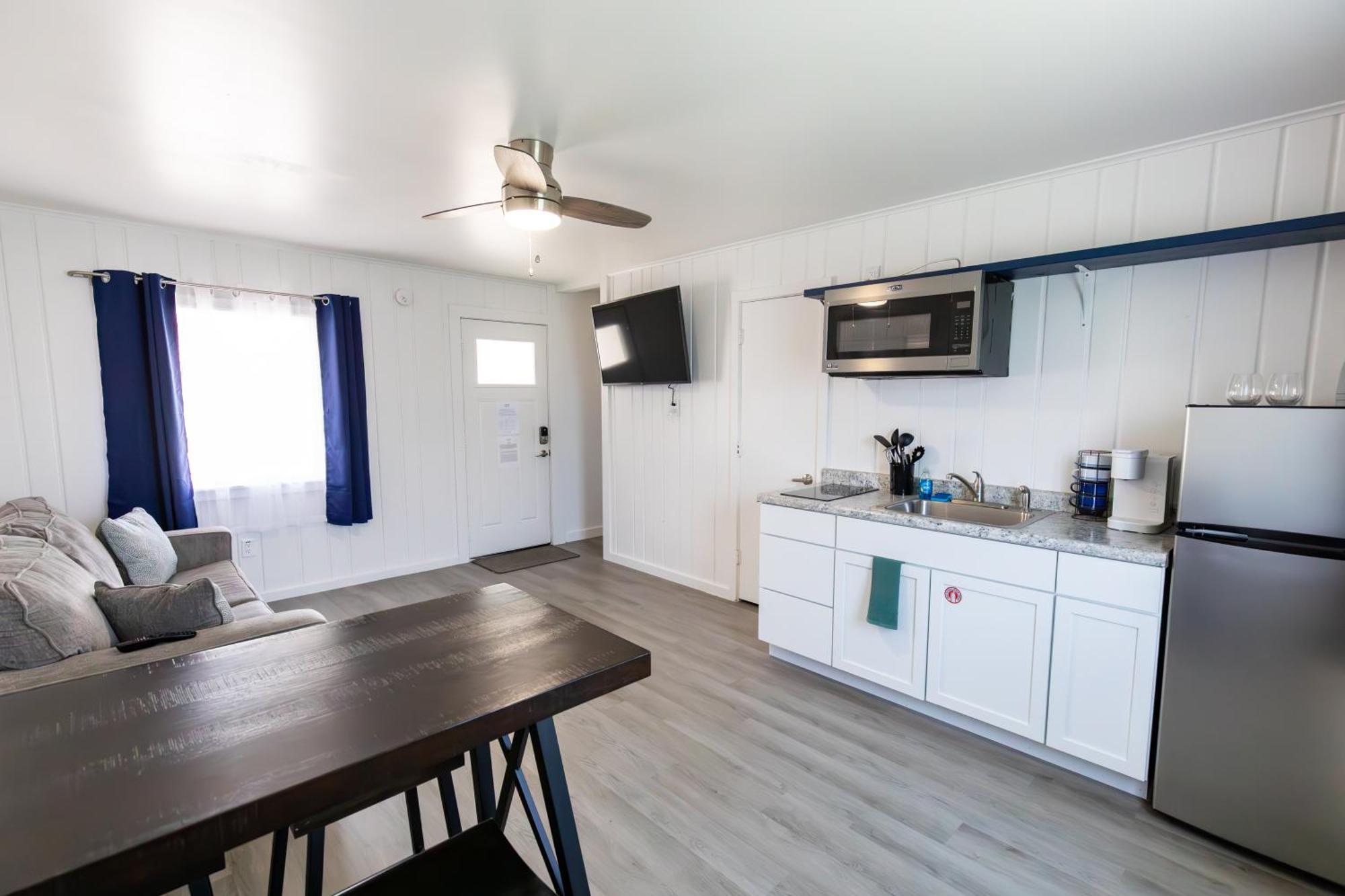 Anchor Bay Inn And Suites Sandusky Chambre photo