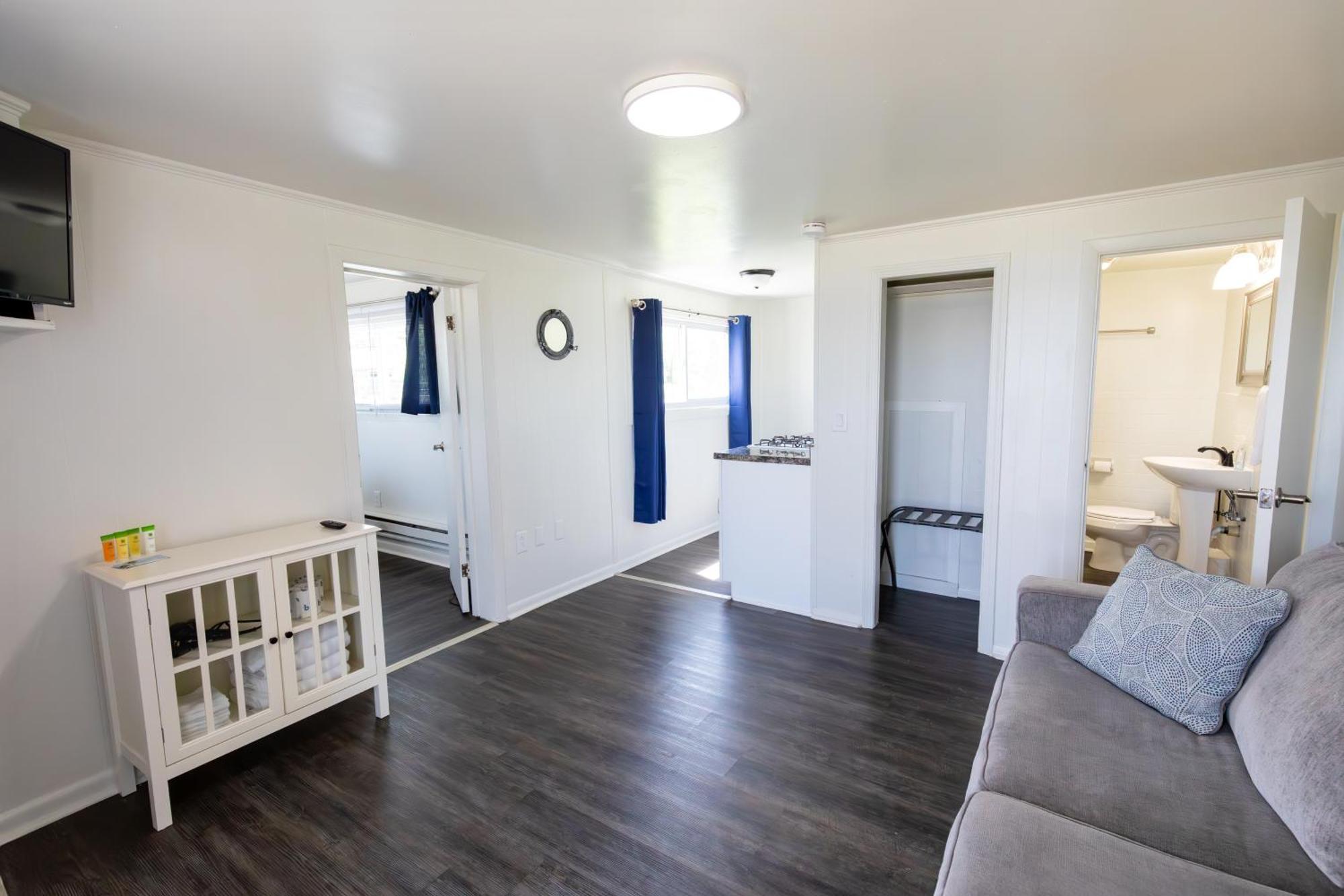Anchor Bay Inn And Suites Sandusky Chambre photo